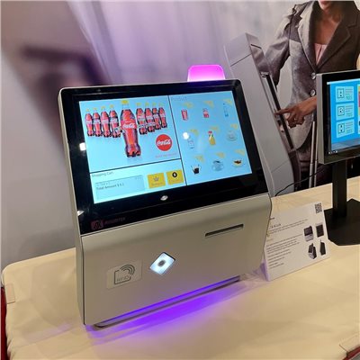 智慧零售Kiosk